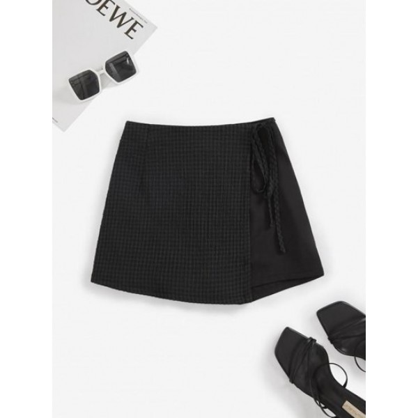 Overlap Tie Waist Textured Skorts